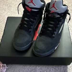 Wmns Air Jordan 5 Retro GORE-TEX 'Off-Noir'